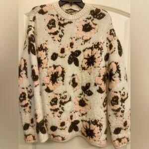 Zara oversized soft floral winter sweater